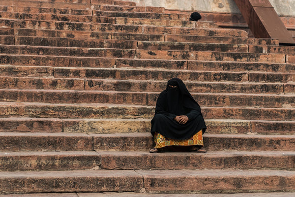 The Abaya - Past To The Present